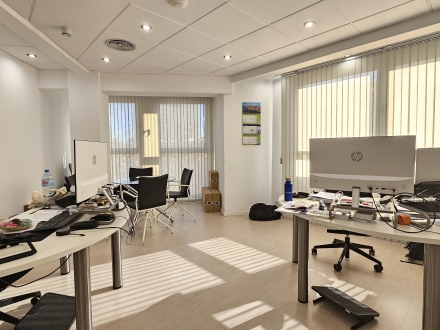 Ronda Sant Pere / Pau Claris (127 m2)